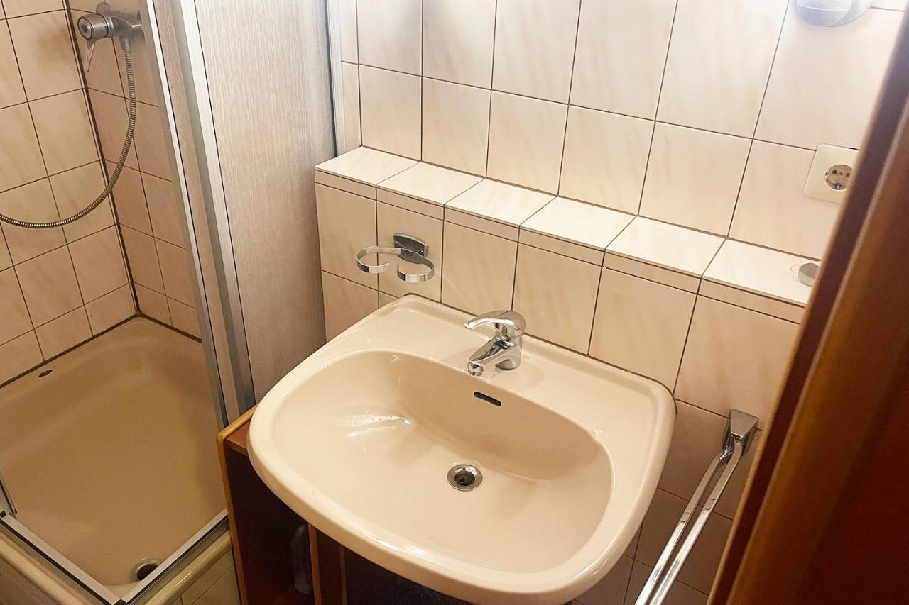 One Room Apartment In Bergisch Gladbach Extérieur photo